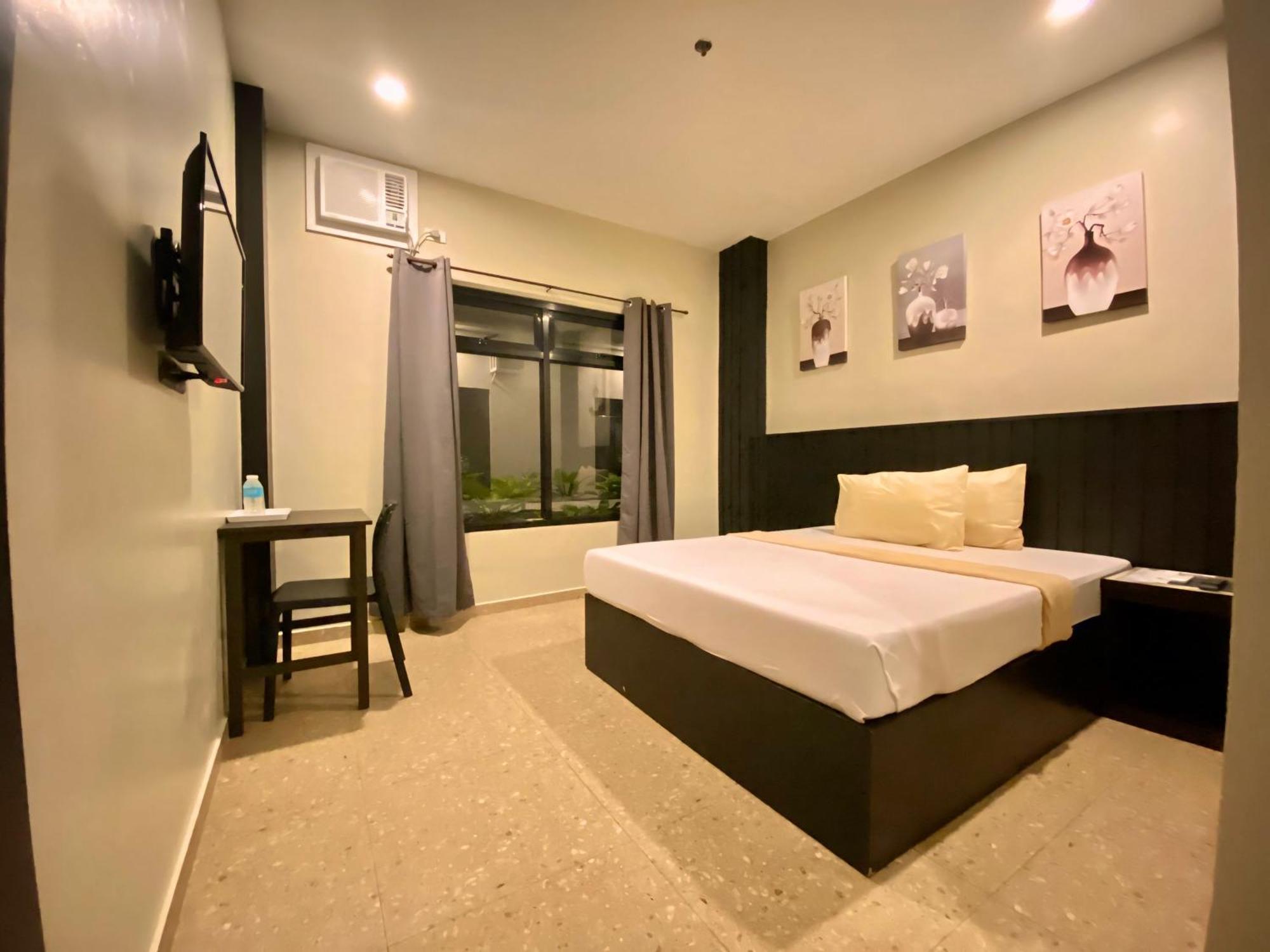 Rudolfo Suites Roxas City Kültér fotó